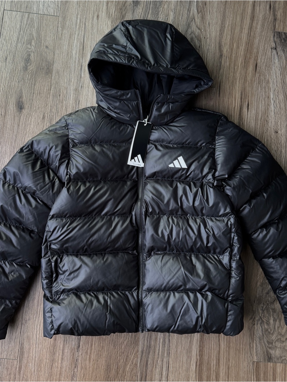 Size S adidas Women’s Essentials Down Puffer Hooded Jacket Black NWT Outdoor